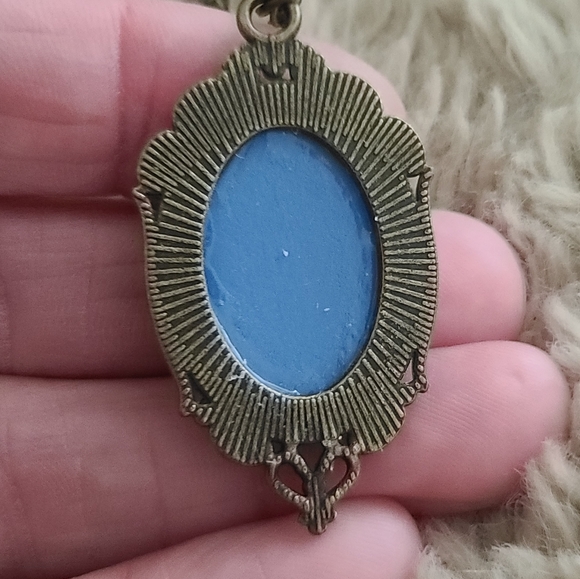 Blue and White Unicorn Cameo Pendant Necklace - Picture 2 of 7